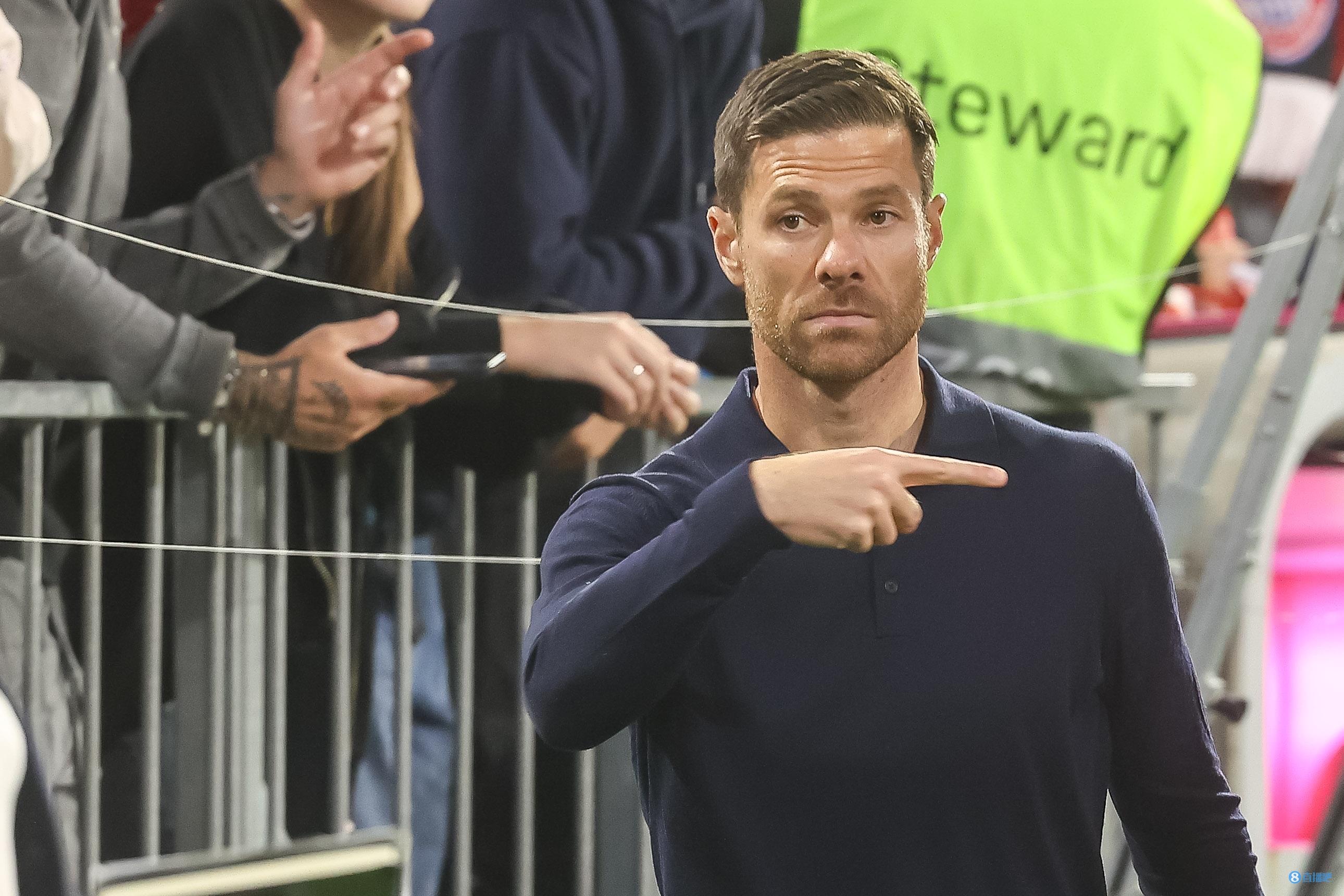 金年会体育-关于社区盾赛程吃紧，费耶诺德赛后再遭质疑，质疑声仍在，赛季目标并未改变的信息