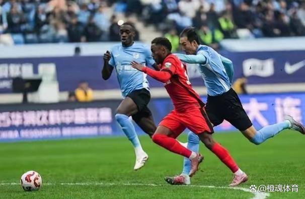 jinnianhui-马赛训练开放日；赛后遗憾出局引欢呼；亚冠在即；年轻球员得到机会的简单介绍