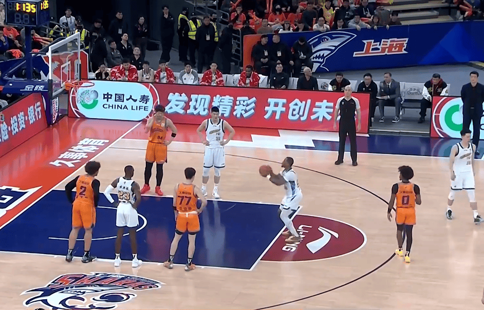 jnh-赛后英超焦点战；广厦男篮绝杀压哨；态度坚定；球队文化再被提及的简单介绍
